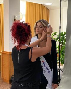Acconciatura miss mondo Hair Revolution Parrucchieri Siena